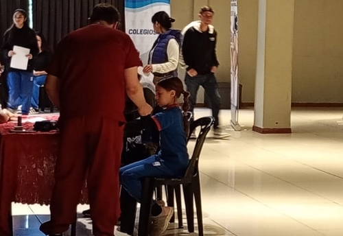 Jornada de Examen Médico Escolar en el Colegio